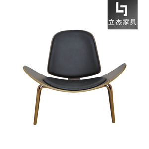 san_ؐthree_legged_shell_chair